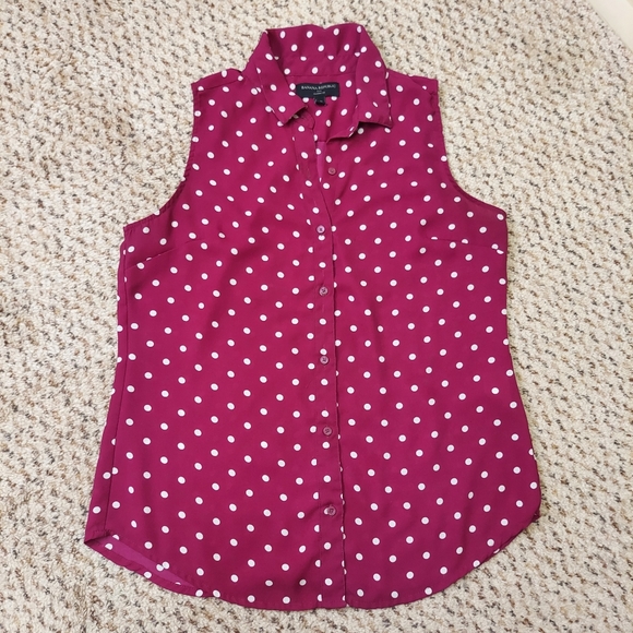 Banana Republic Burgundy Polka Dot Sleeveless Tank Button Up Blouse Shirt Sz PM - Picture 1 of 9